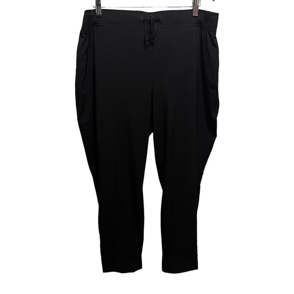 Eddie Bauer Black Lightweight Nylon Joggers Size XL - Picture 1 of 11